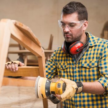 Quelles sont les perspectives de carrière pour un menuisier?