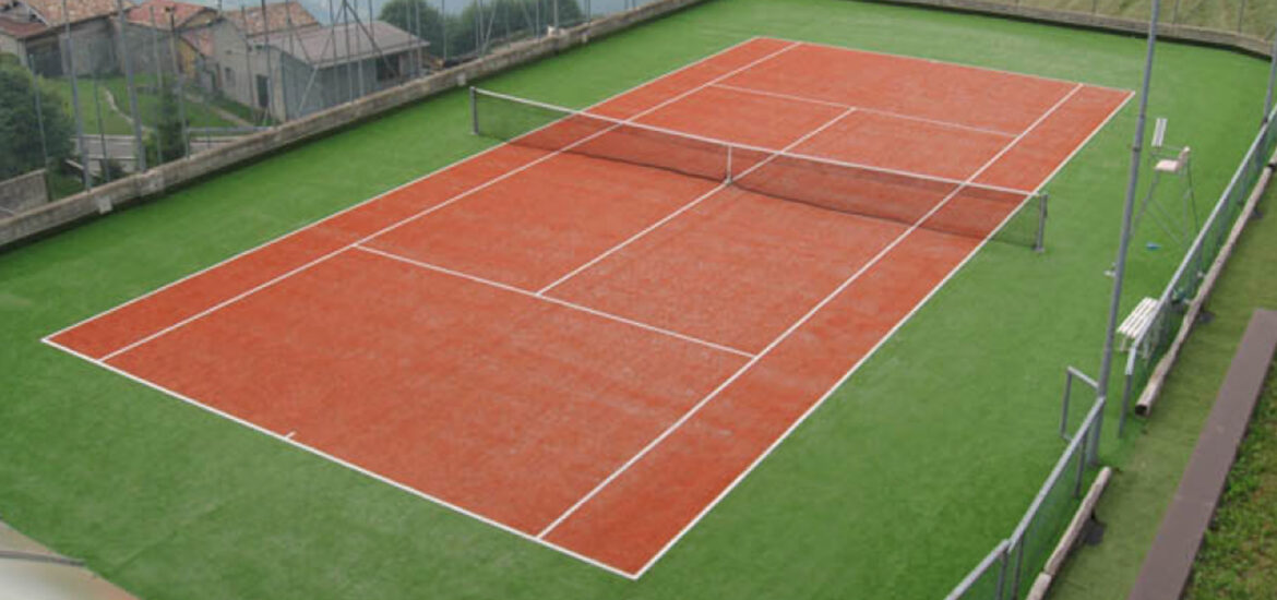 construction de terrains de tennis en altitude