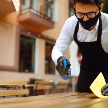 9-Les meilleures pratiques pour entretenir les menuiseries en bois