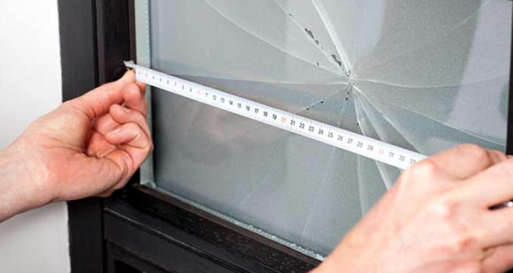 remplacer refficacement une vitre cassée dans une fenêtre