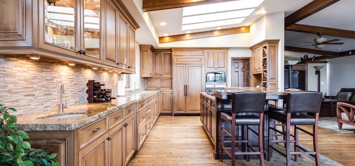 7 avantages de la pierre dans la décoration de la cuisine