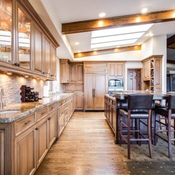 7 avantages de la pierre dans la décoration de la cuisine