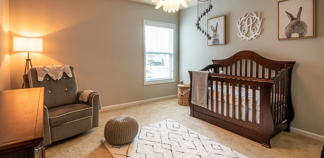 Aménagement chambre bébé : n'accumulez pas les meubles!