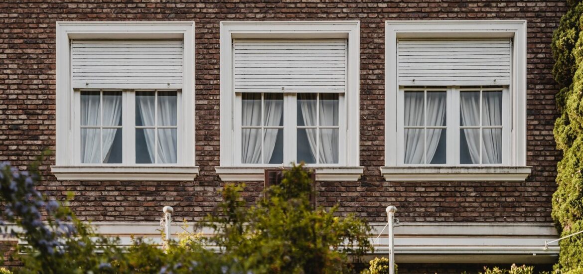 Zoom sur les options de domotique pour contrôler vos volets roulants à distance